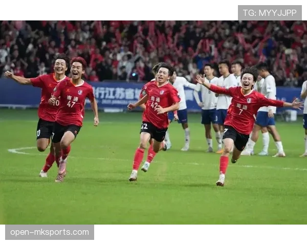 新赛季群雄逐鹿,谁将问鼎足球之巅? 新赛季群雄逐鹿,谁将问鼎足球之巅?