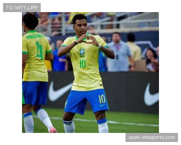 巴西队新战术成效显著,高强度逼抢令对手难以招架 巴西队新战术成效显著,高强度逼抢令对手难以招架