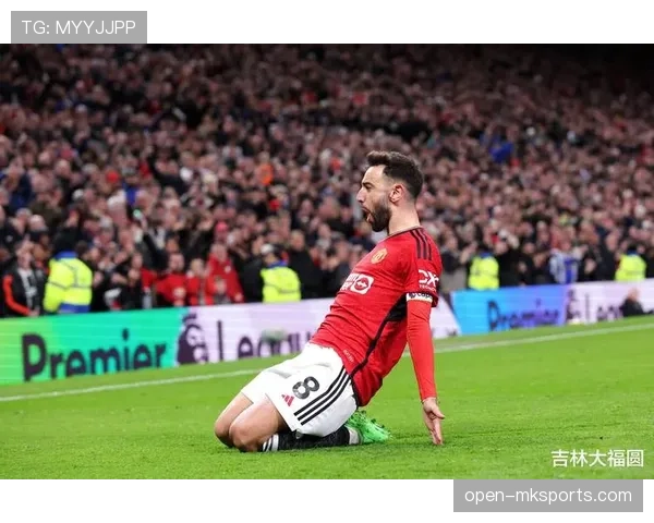 曼联战术混乱与更衣室矛盾加剧，豪门根基面临阶段性考验